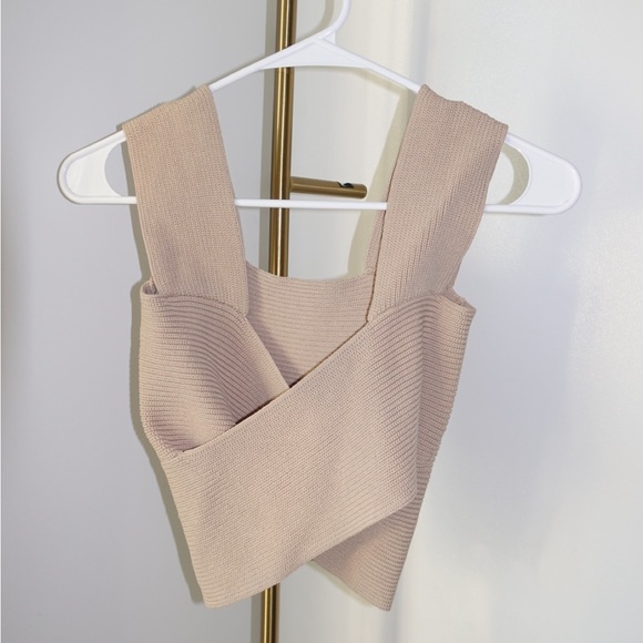 Love Bonito - Febby Knit Reversible Crop Top - Picture 4 of 6